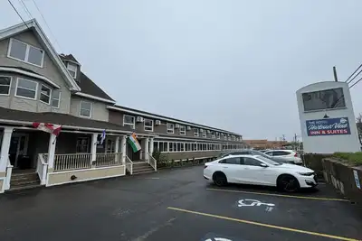 Image de Stay With Us In Comfort @Harbourviewinn located in the heart Sydney Nova scotia