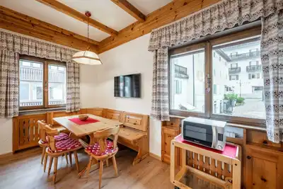 Image de Lovely 2 bedroom flat in Corso Italia with parking