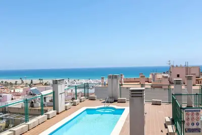 Appartement ensoleillé près du Paseo