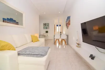 Image de Beautiful apartment 50 meters from the beach