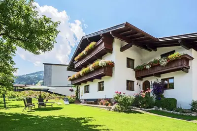 Image de Appartement vintage à Fügen près du domaine skiable