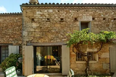Image de Cozy vacation home in the Périgord Noir