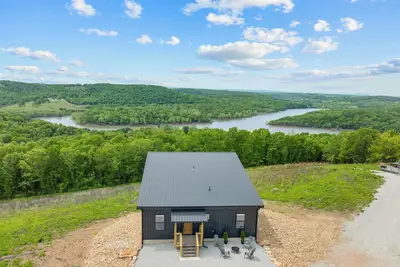 Image de Lux Cabin. Amazing Lake Views. Private Pool. Hot Tub. Branson. Thunder Ridge