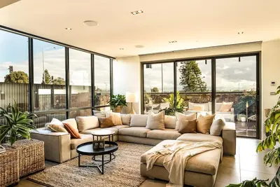 Image de Sunset Boulevard by Property Mums