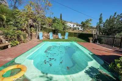 Image de Maison de vacances confortable avec piscine