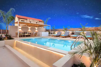 Image de Hidden Gem Villa Pool & Heated Jaccuzzi