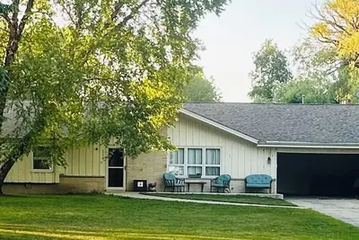 Image de Perfect 2024 Rnc Milwaukee 4 Bedroom and 1 Bath