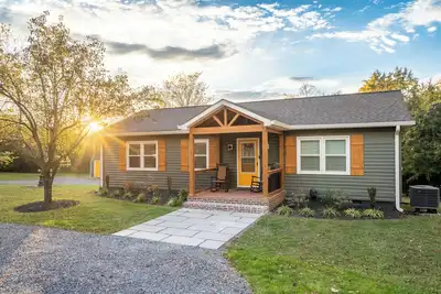 Image de Modern~OutdoorCinema~HotTub~Evse