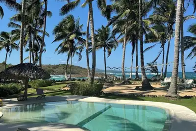 Image de Casa Taina- 5 Bungalows, swimming pool- Oceanfront w/Butler and Chef