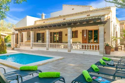 Image de Pomeres 9 - Trois Chambres Villa, Couchages 6