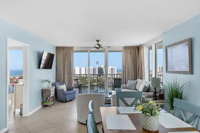 Image de New Listing! Terrace at Pelican Beach 1001
