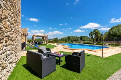Image de Cases De Son Roig - Quatre Chambres Villa, Couchages 6