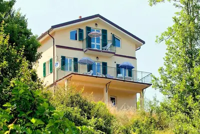 Image de Splendide gîte à Sesta Godano avec balcon