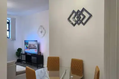 Image de Home Away From Home