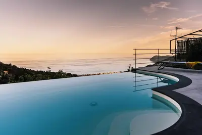Image de Bluvarì Charming House - villa with private pool