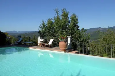 Image de Belle maison de vacances avec piscine à Montecarelli
