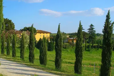 Image de Vivre à la ferme au milieu des vignes