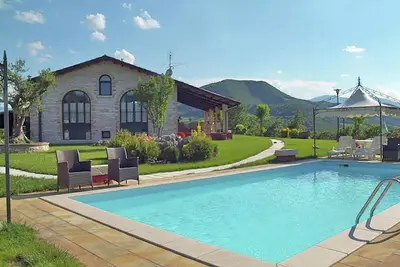 Image de Maison de vacances moderne et relaxante avec sauna