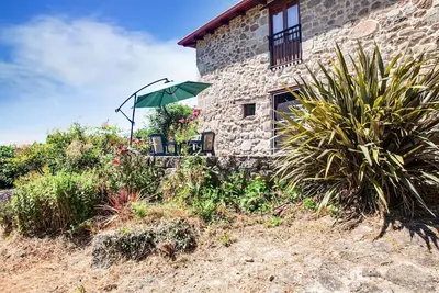 Image de Maison de vacances moderne avec jardin