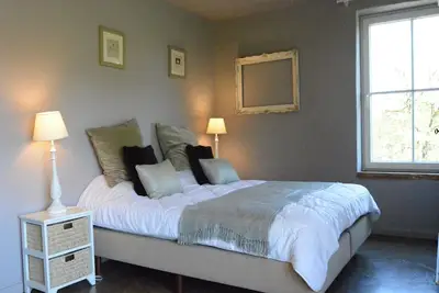 Image de Chalet forestier, Jehonville