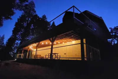 Image de Yosemite Retreat with Epic Views & Fast Wi-Fi