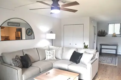 Image de 2 Br, 2 Bath Condo, walking distance to Weirs Beach, restaurants and much more!