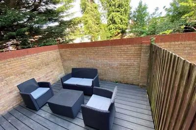 Stunning 2 bedroom flat in town