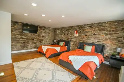 Image de Newly renovated Home in Charming Glendale