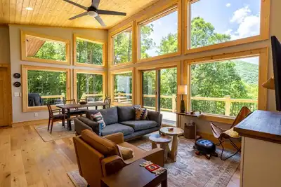 Image de New Mountain Home on Wooded Lot