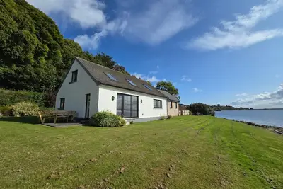 Image de Newly refurbished 4 bedroom house on the waterfront in historic Fortrose