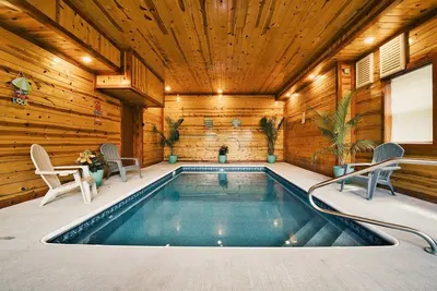 Image de Cliffside Mountain View - Private indoor pool, gorgeous views, theater, game room, and more!