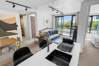 Image de Epsom Luxury l Newly Built l Amazing 2bed Apt.