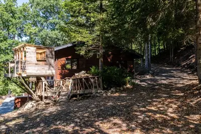 Image de Chalet dans les bois avec bain nordique