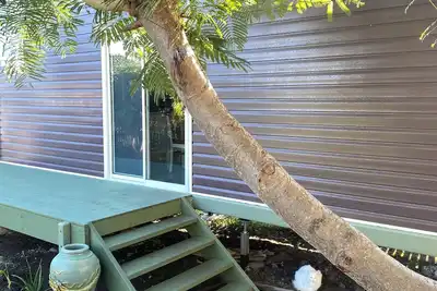 Image de Cosy little cabin 5 minutes from the beach.