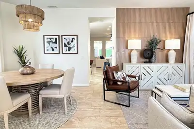 Image de Beautifully Designed Family Home in central Temecula location