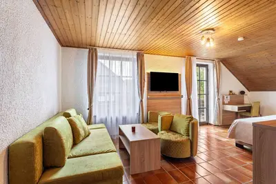 Image de Appartement 'Wohnung 3' avec terrasse partagée, jardin partagé et Wi-Fi