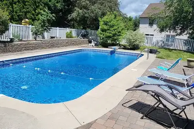 Image de Modern Pool-Side Paradise, 5 Miles to Hershey Park