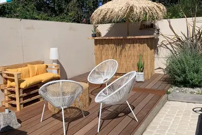 Image de Maison de charme avec Piscine chauffée proche de La rochelle, Ile de ré. . .