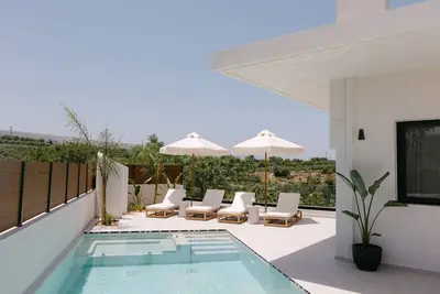 Emerald Harmony Villa with Private Pool & Jacuzzi