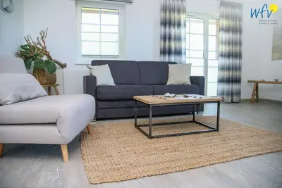 Image de Spacious vacation apartment at Gutspark Dranske with terrace, garden and Wlan