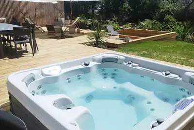 Image de Villa Namasté Spa, solarium, Brasero, Hammam 15 personnes 3 mn du port