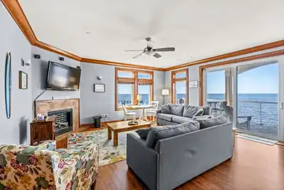 Wv24 Kiteboarding Paradise  by First Flight Rentals