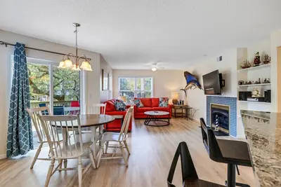 Image de Opi12- Sounds Good to Me by First Flight Rentals