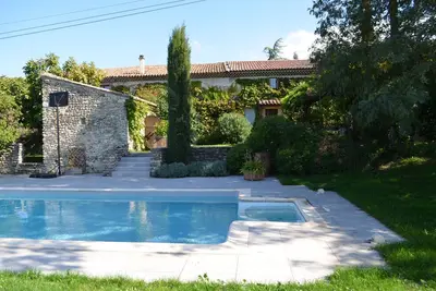 Image de Domaine de Saint Gervais, gite de groupe avec salle de réception