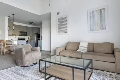 Image de Landing at Preserve at Rolling Oaks - 2 Bedroom. . .