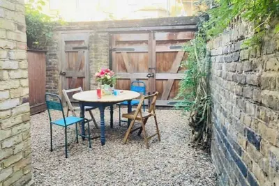 Image de Stunning 2 bedroom flat with large garden