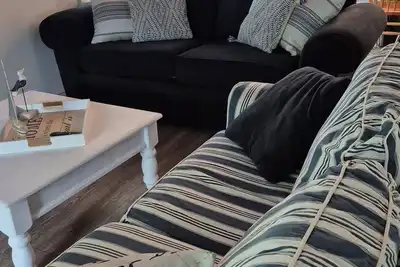 Image de Crystal Beach-July Available 3 min walk to Beach! 3 Bedrooms, 1. 5 baths.