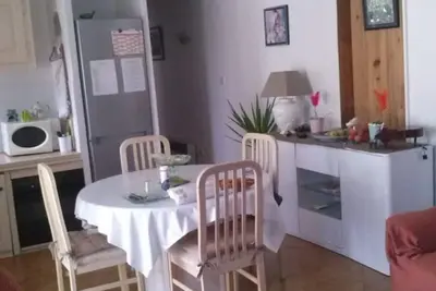 Image de 2 Bedroom Private vacation home in Canale-di-Verde