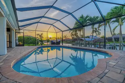 Image de Sleeps 6-3br-2ba- Heated pool - Tiki hut