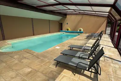 Image de Maison piscine jacuzzi jardin 1h de Paris